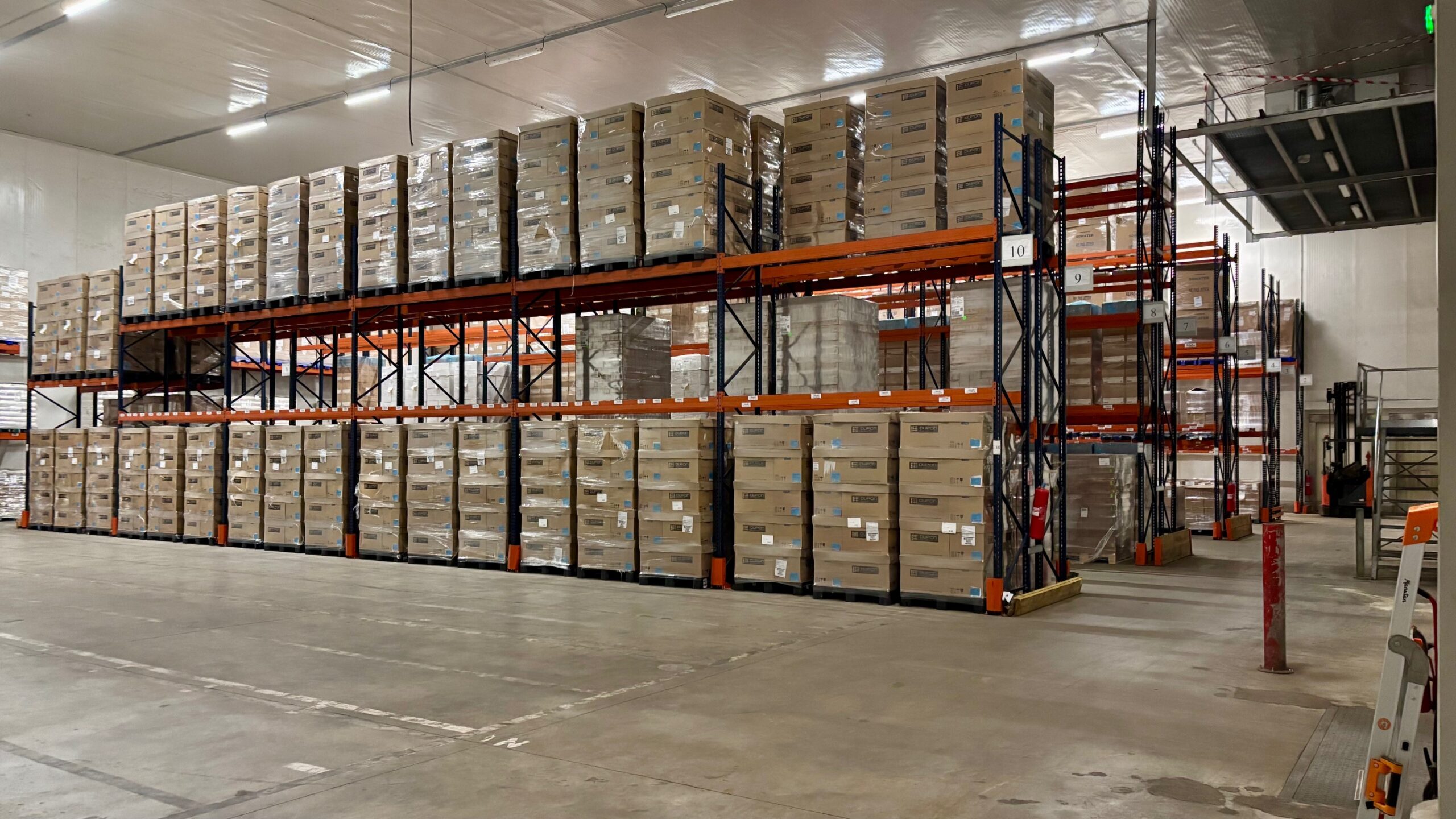 Entrepôt IPRO Logistics en Bretagne